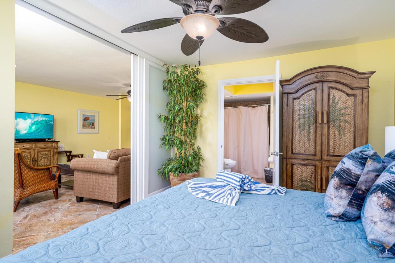 Updated Gulf Front Condo On The South End Of Fort Myers Beach! Condo Buitenkant foto